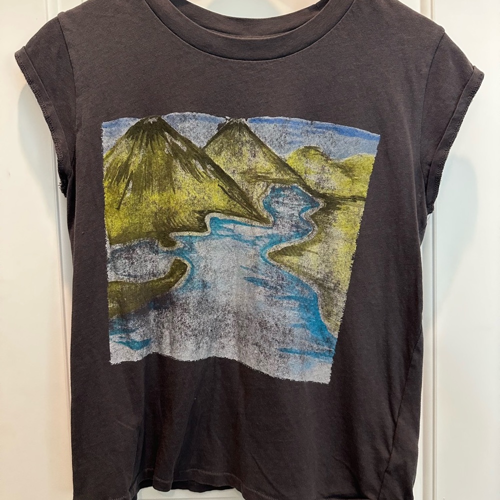 Madewell Black Graphic Tee with Mountain Design - Picture 2 of 7